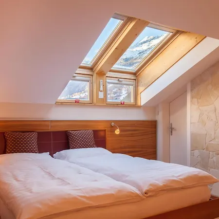 Pollux Hotel
